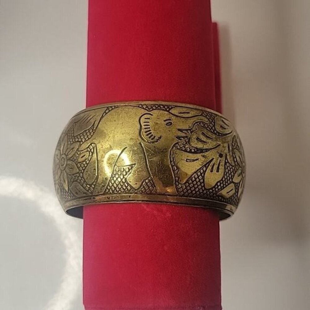 Vintage Brass Elephant Floral Jungle Tropical Bangle 8 1/4" Bracelet